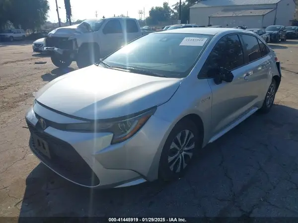 JTDEBRBE7LJ018393 2020 TOYOTA COROLLA - Image 2