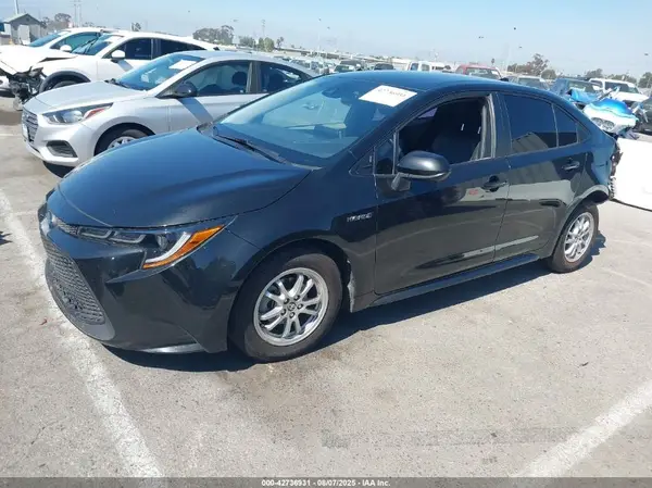 JTDEBRBE7LJ025134 2020 TOYOTA COROLLA - Image 2