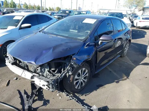 JTDEBRBE8LJ000467 2020 TOYOTA COROLLA - Image 2