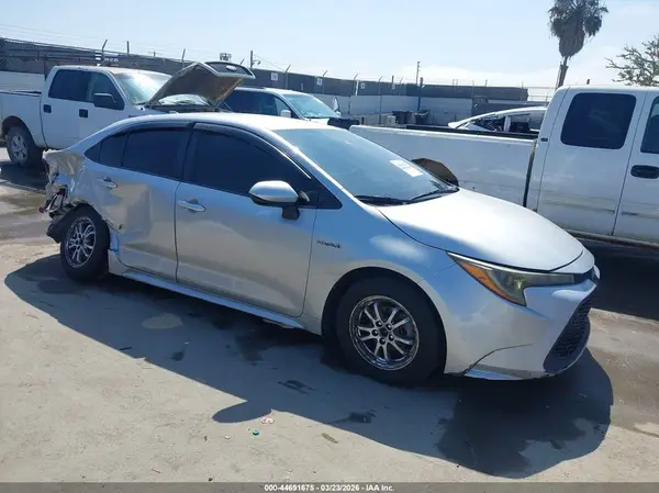 JTDEBRBE9LJ001370 2020 TOYOTA COROLLA - Image 1