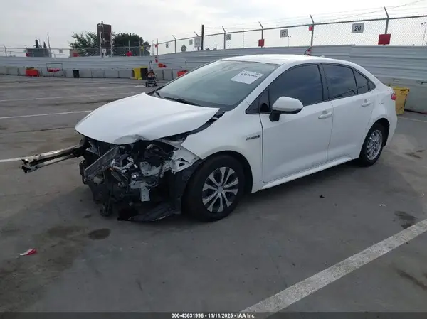 JTDEBRBE9LJ016077 2020 TOYOTA COROLLA - Image 2