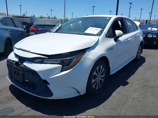 JTDEBRBE9LJ018265 2020 TOYOTA COROLLA - Image 2