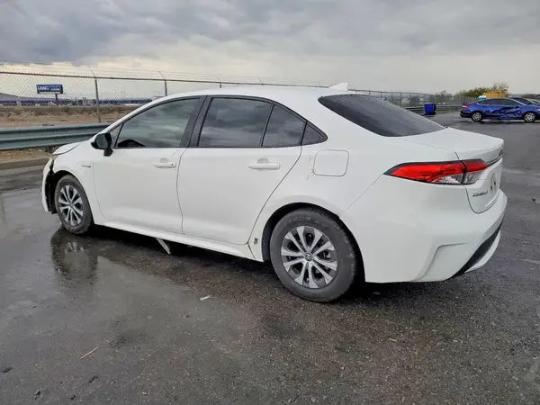 JTDEBRBEXLJ002592 2020 TOYOTA COROLLA - Image 2