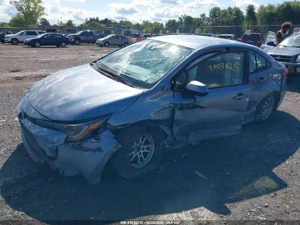 JTDEBRBEXLJ026679 2020 TOYOTA COROLLA - Image 2