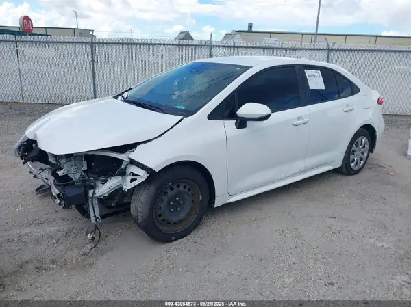 JTDEPMAE0MJ119296 2021 TOYOTA COROLLA - Image 2