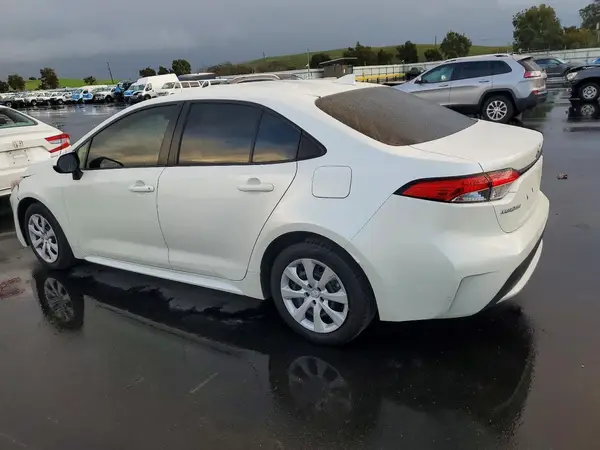 JTDEPMAE0MJ134588 2021 TOYOTA COROLLA - Image 2