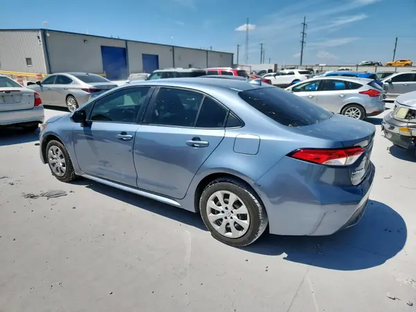 JTDEPMAE0MJ175402 2021 TOYOTA COROLLA - Image 2