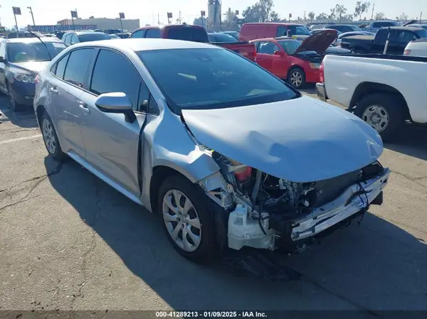 JTDEPMAE0N3010472 2022 TOYOTA COROLLA - Image 1