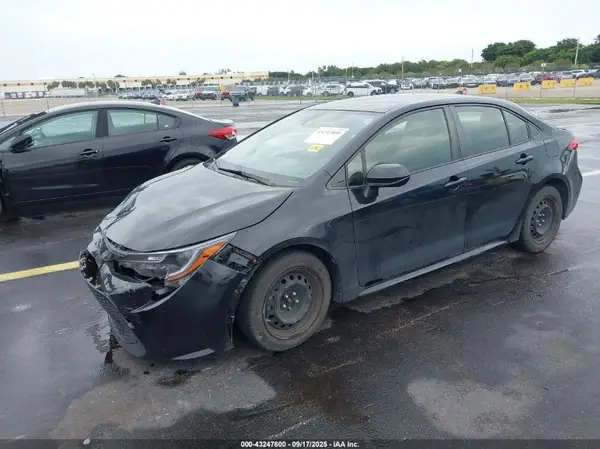 JTDEPMAE0NJ211641 2022 TOYOTA COROLLA - Image 2
