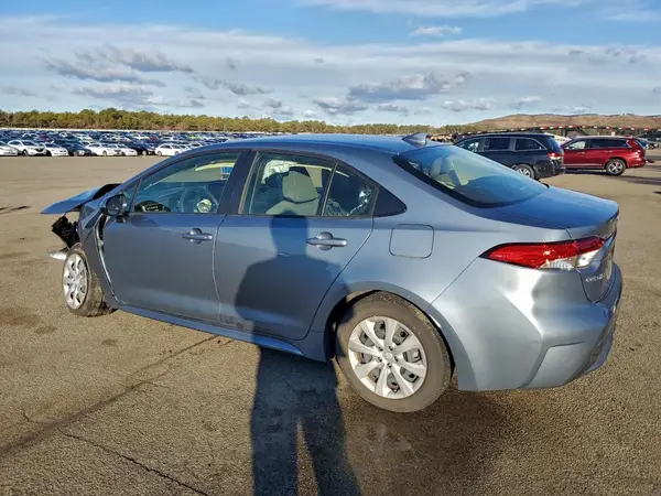 JTDEPMAE0NJ227015 2022 TOYOTA COROLLA - Image 2