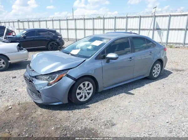 JTDEPMAE1MJ118643 2021 TOYOTA COROLLA - Image 2