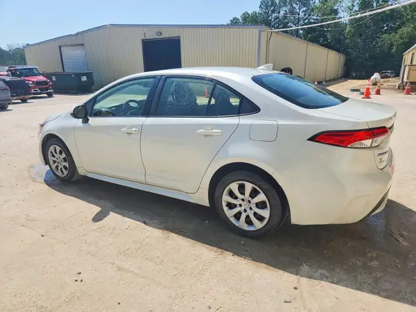 JTDEPMAE1MJ118738 2021 TOYOTA COROLLA - Image 2