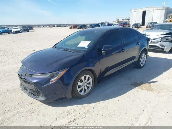 JTDEPMAE1MJ137273 2021 TOYOTA COROLLA - Image 2