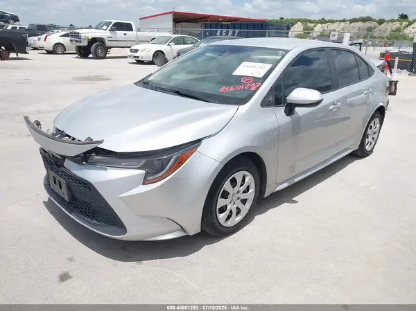 JTDEPMAE1MJ156129 2021 TOYOTA COROLLA - Image 2