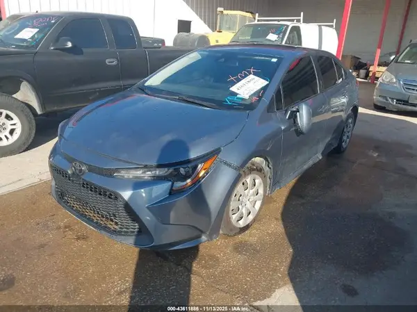 JTDEPMAE1MJ177188 2021 TOYOTA COROLLA - Image 2