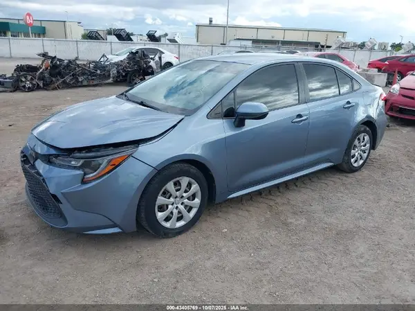 JTDEPMAE1MJ185002 2021 TOYOTA COROLLA - Image 2