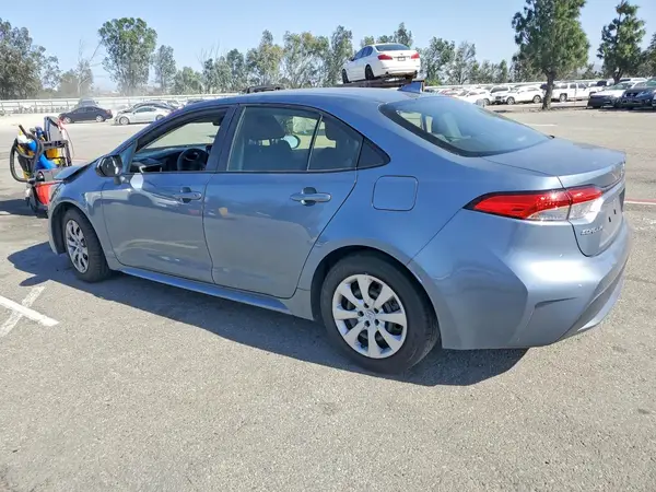 JTDEPMAE1N3002137 2022 TOYOTA COROLLA - Image 2