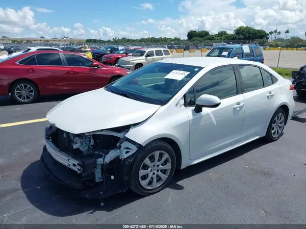 JTDEPMAE1N3011596 2022 TOYOTA COROLLA - Image 2