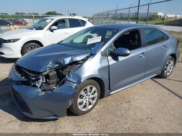 JTDEPMAE1N3017656 2022 TOYOTA COROLLA - Image 2