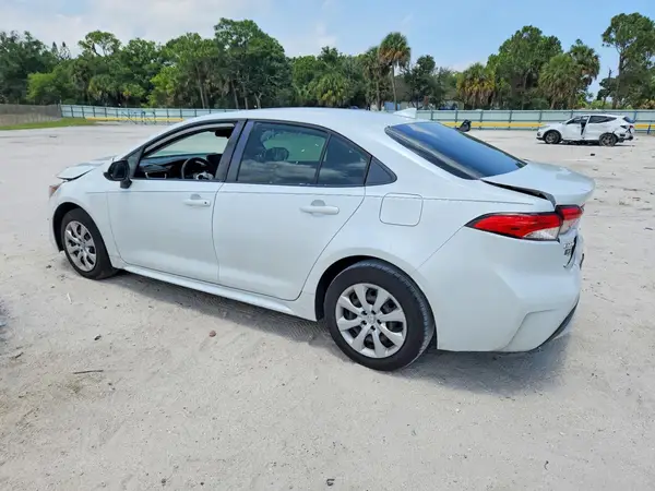 JTDEPMAE1N3022338 2022 TOYOTA COROLLA - Image 2