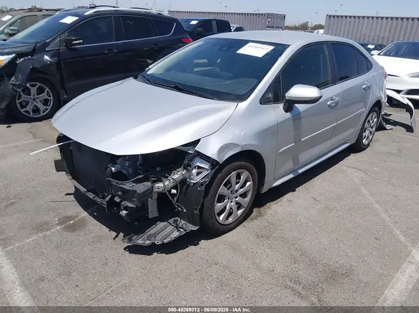 JTDEPMAE1NJ226178 2022 TOYOTA COROLLA - Image 2
