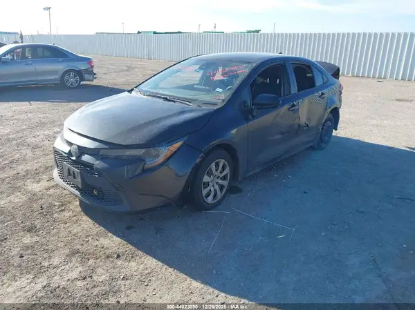 JTDEPMAE2MJ124385 2021 TOYOTA COROLLA - Image 2