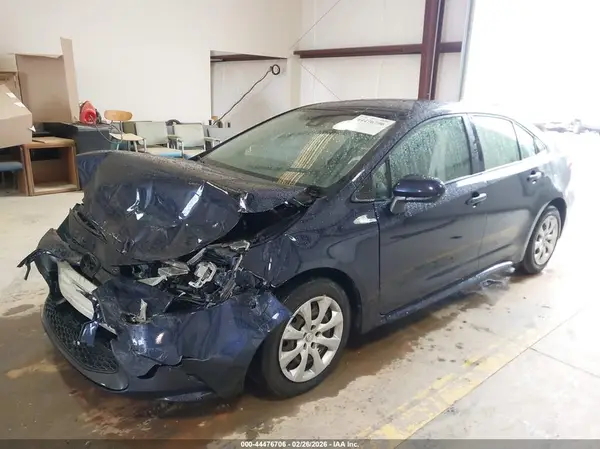 JTDEPMAE2MJ132549 2021 TOYOTA COROLLA - Image 2
