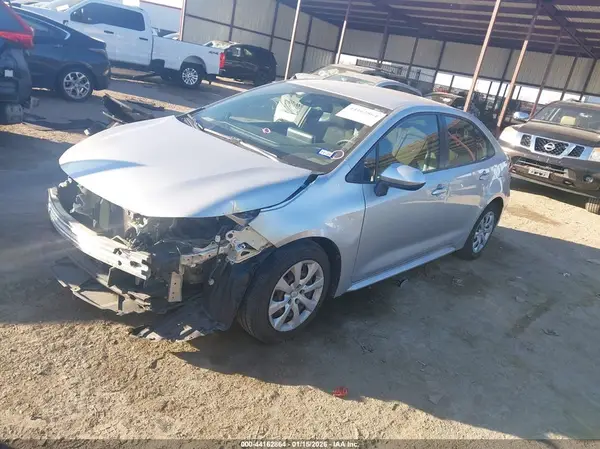 JTDEPMAE2MJ157600 2021 TOYOTA COROLLA - Image 2