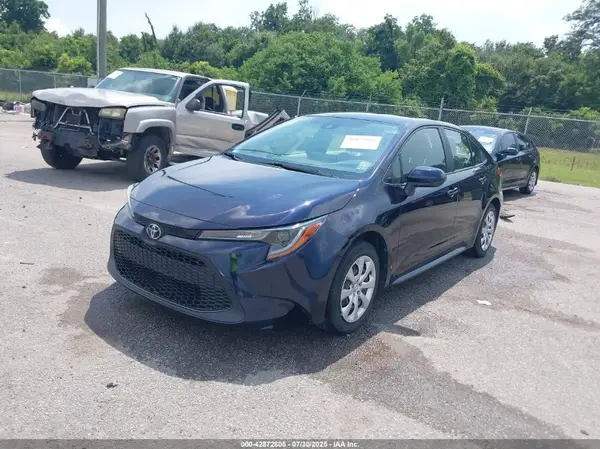 JTDEPMAE2MJ160562 2021 TOYOTA COROLLA - Image 2