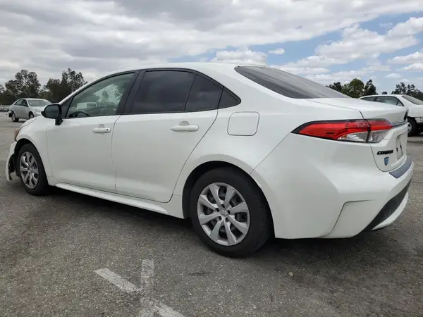 JTDEPMAE2MJ160870 2021 TOYOTA COROLLA - Image 2