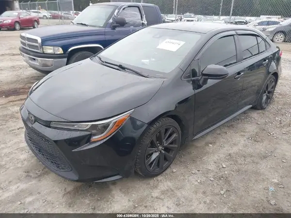 JTDEPMAE2MJ167317 2021 TOYOTA COROLLA - Image 2