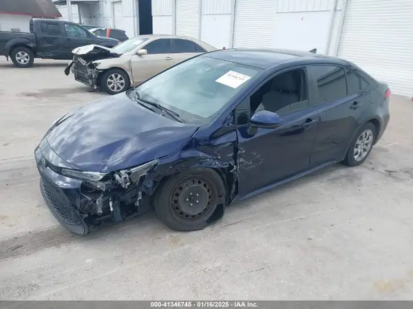 JTDEPMAE2MJ179712 2021 TOYOTA COROLLA - Image 2