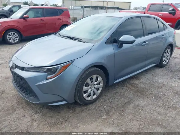 JTDEPMAE2MJ185705 2021 TOYOTA COROLLA - Image 2