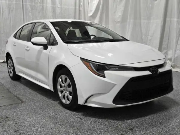 JTDEPMAE2N3017083 2022 TOYOTA COROLLA - Image 1