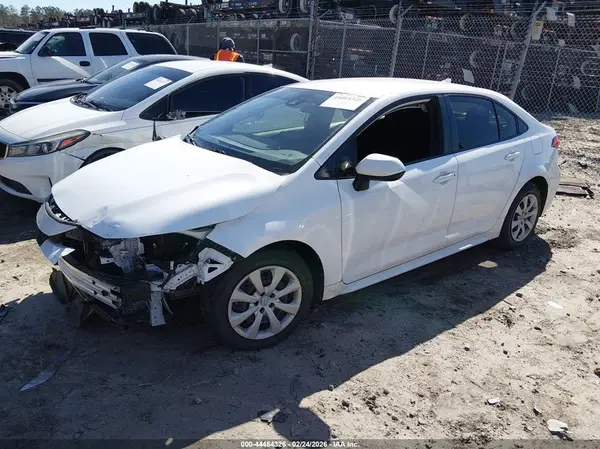 JTDEPMAE2N3018573 2022 TOYOTA COROLLA - Image 2