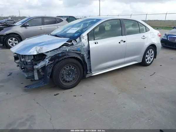 JTDEPMAE2N3024566 2022 TOYOTA COROLLA - Image 2