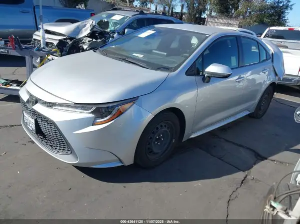 JTDEPMAE2N3024695 2022 TOYOTA COROLLA - Image 2