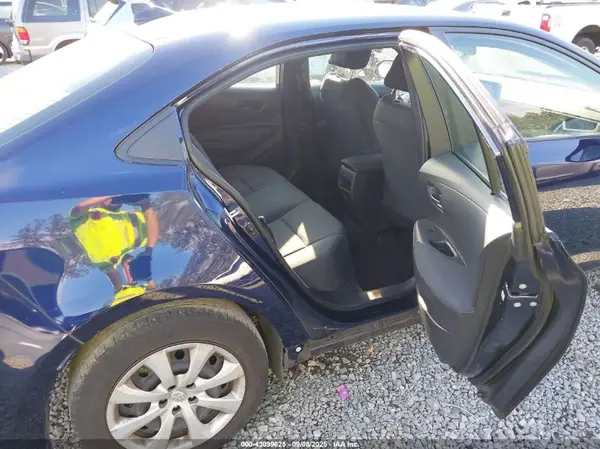 JTDEPMAE2NJ206666 2022 TOYOTA COROLLA - Image 8