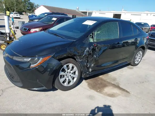 JTDEPMAE2NJ213570 2022 TOYOTA COROLLA - Image 2