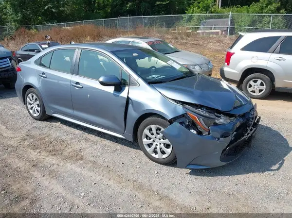 JTDEPMAE2NJ221443 2022 TOYOTA COROLLA - Image 1