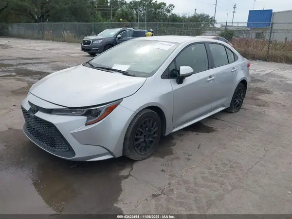 JTDEPMAE3MJ117526 2021 TOYOTA COROLLA - Image 2