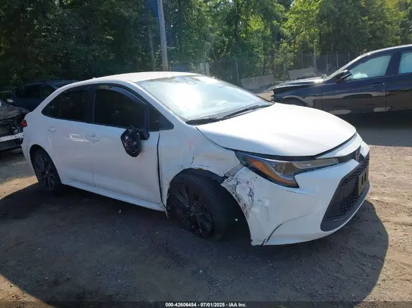 JTDEPMAE3MJ153779 2021 TOYOTA COROLLA - Image 1