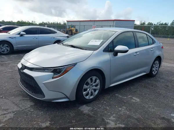 JTDEPMAE3N3004410 2022 TOYOTA COROLLA - Image 2