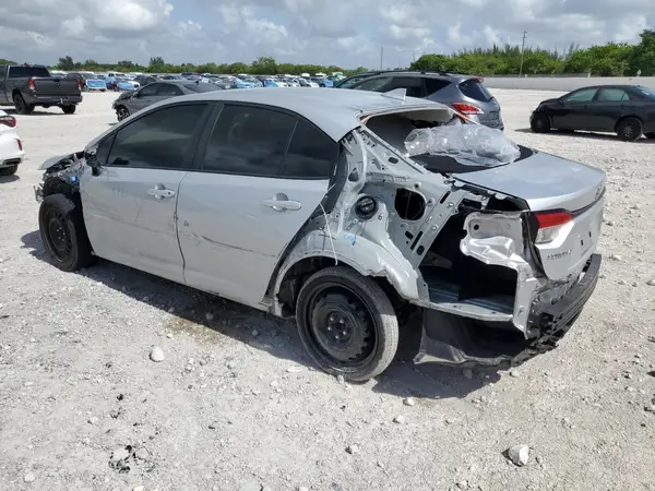 JTDEPMAE3N3006559 2022 TOYOTA COROLLA - Image 2