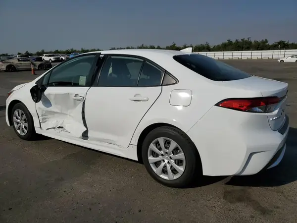 JTDEPMAE3N3011227 2022 TOYOTA COROLLA - Image 2