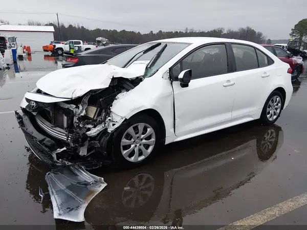 JTDEPMAE3N3015083 2022 TOYOTA COROLLA - Image 2
