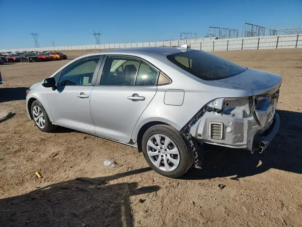 JTDEPMAE3N3020445 2022 TOYOTA COROLLA - Image 2