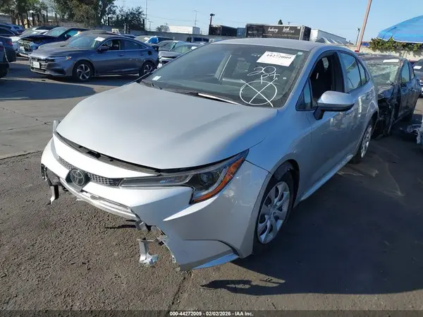 JTDEPMAE3N3025600 2022 TOYOTA COROLLA - Image 2