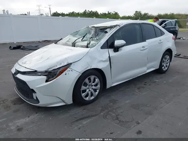 JTDEPMAE3NJ201265 2022 TOYOTA COROLLA - Image 2