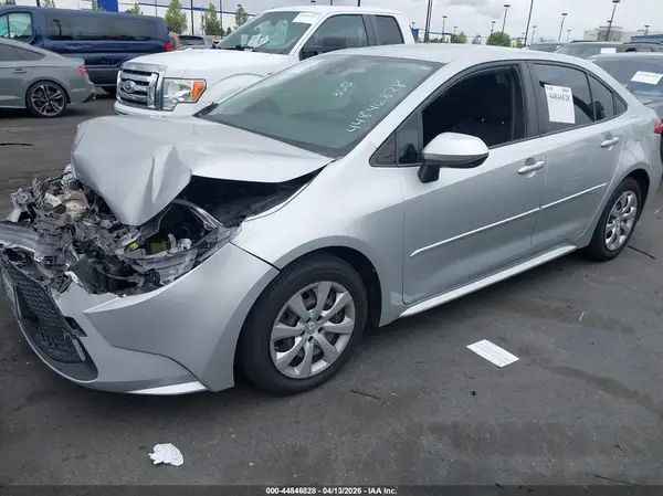 JTDEPMAE3NJ226019 2022 TOYOTA COROLLA - Image 2
